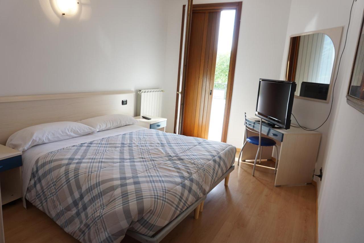 B&B La Villetta Breno Exteriör bild