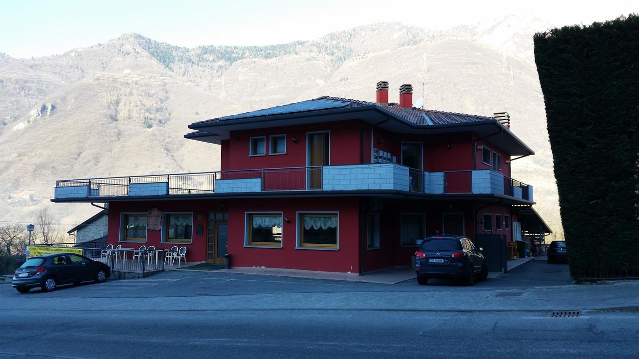 B&B La Villetta Breno Exteriör bild