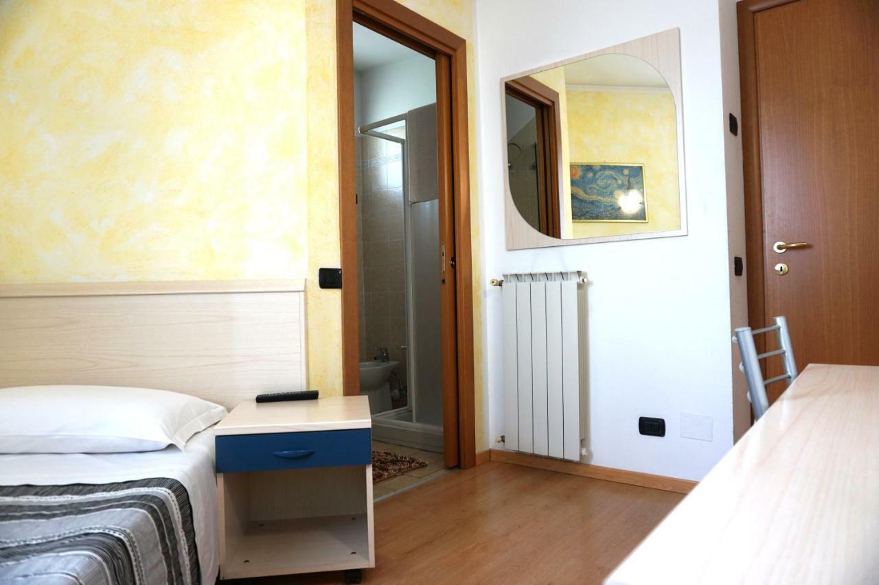 B&B La Villetta Breno Exteriör bild